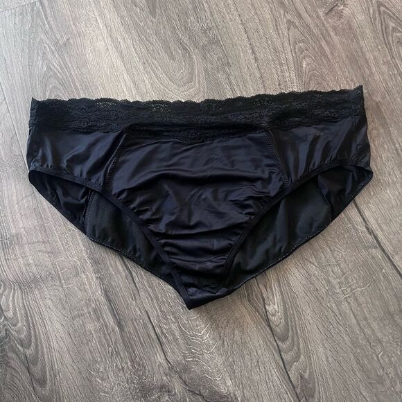 Victoria's Secret Black Lace Trim Panties - Picture 3 of 7